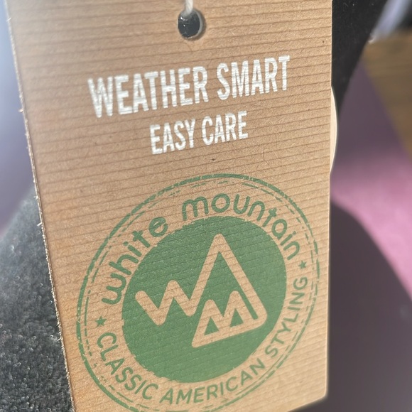 New Women's White Mountain boots with side sizzlers and design. Size 6.5M - Picture 7 of 7